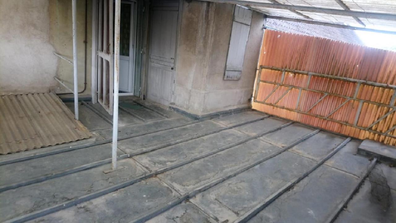 Bed and Breakfast Le Loup Qui Dort Longwy-sur-le-Doubs Exterior foto
